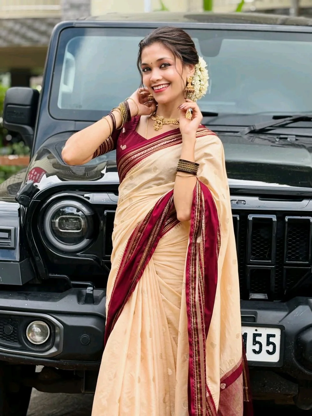 Banarasi Warm Silk Saree thumbnail 5