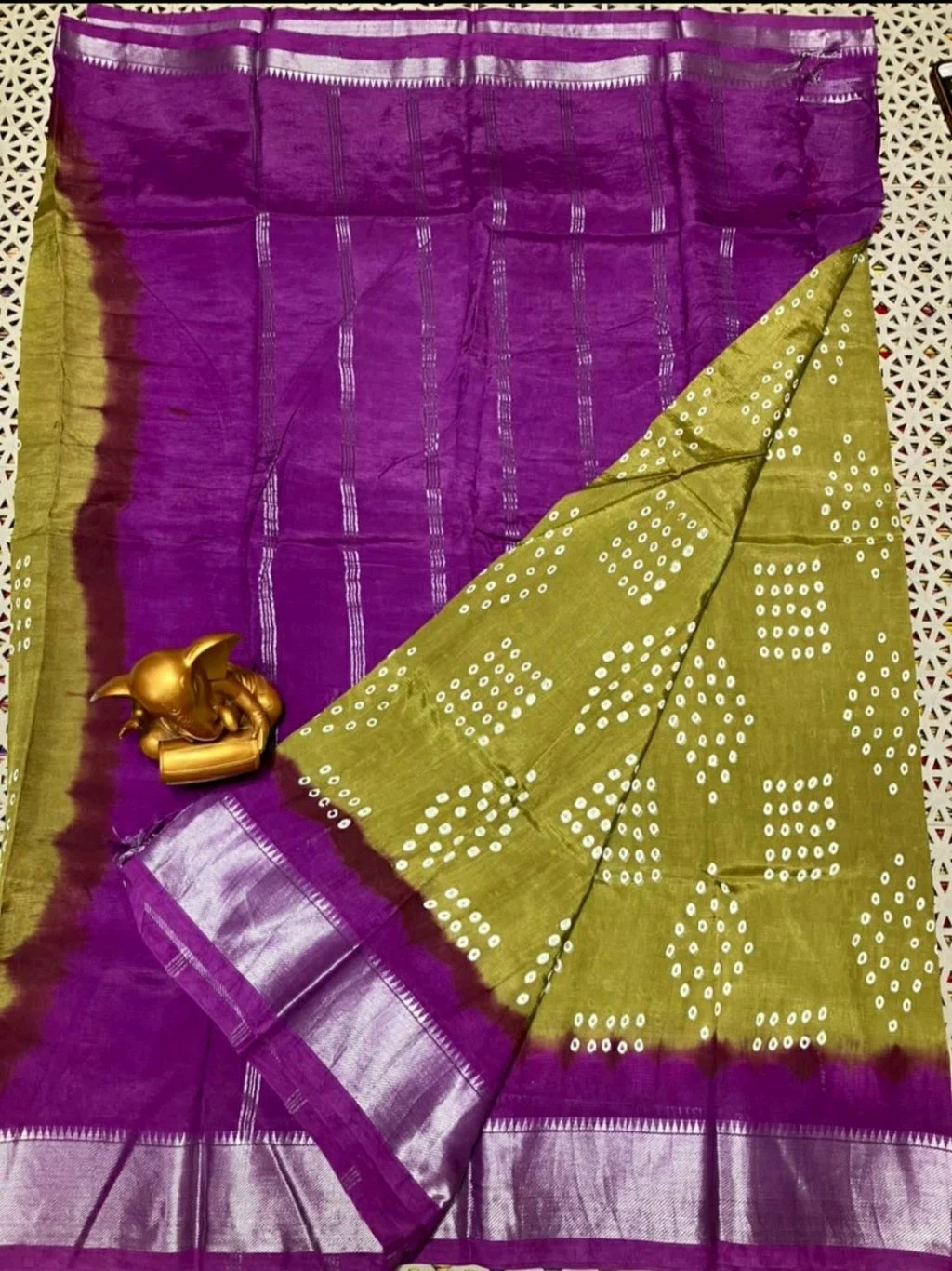 Yellow Blue Mangalagiri Pattu Saree with Bandhani Print thumbnail 2