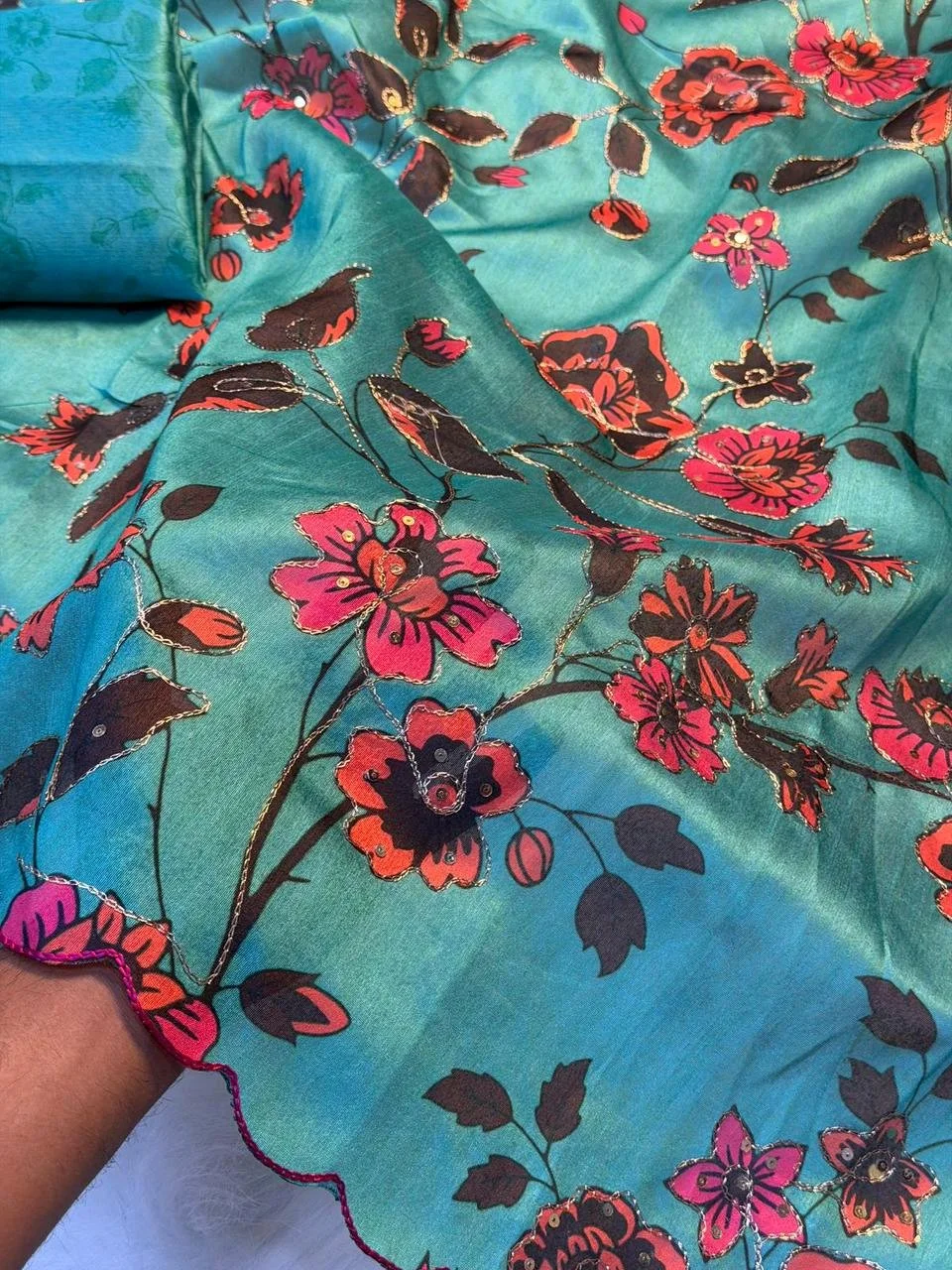 Semi Tussar Sarees thumbnail 6