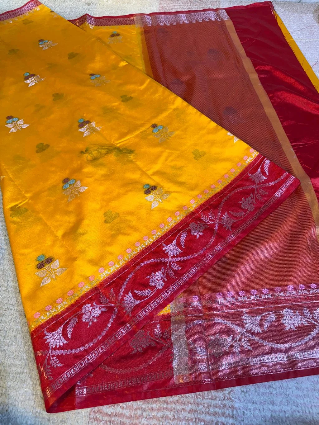 Royal Blue Raw Mango Soft Silk Saree with Sky Blue Zari Border and Silver Motifs thumbnail 5