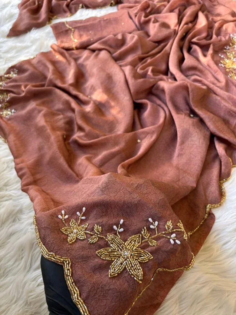 Soft Rangoli  Saree with Scalloped Gold Embroidery 6