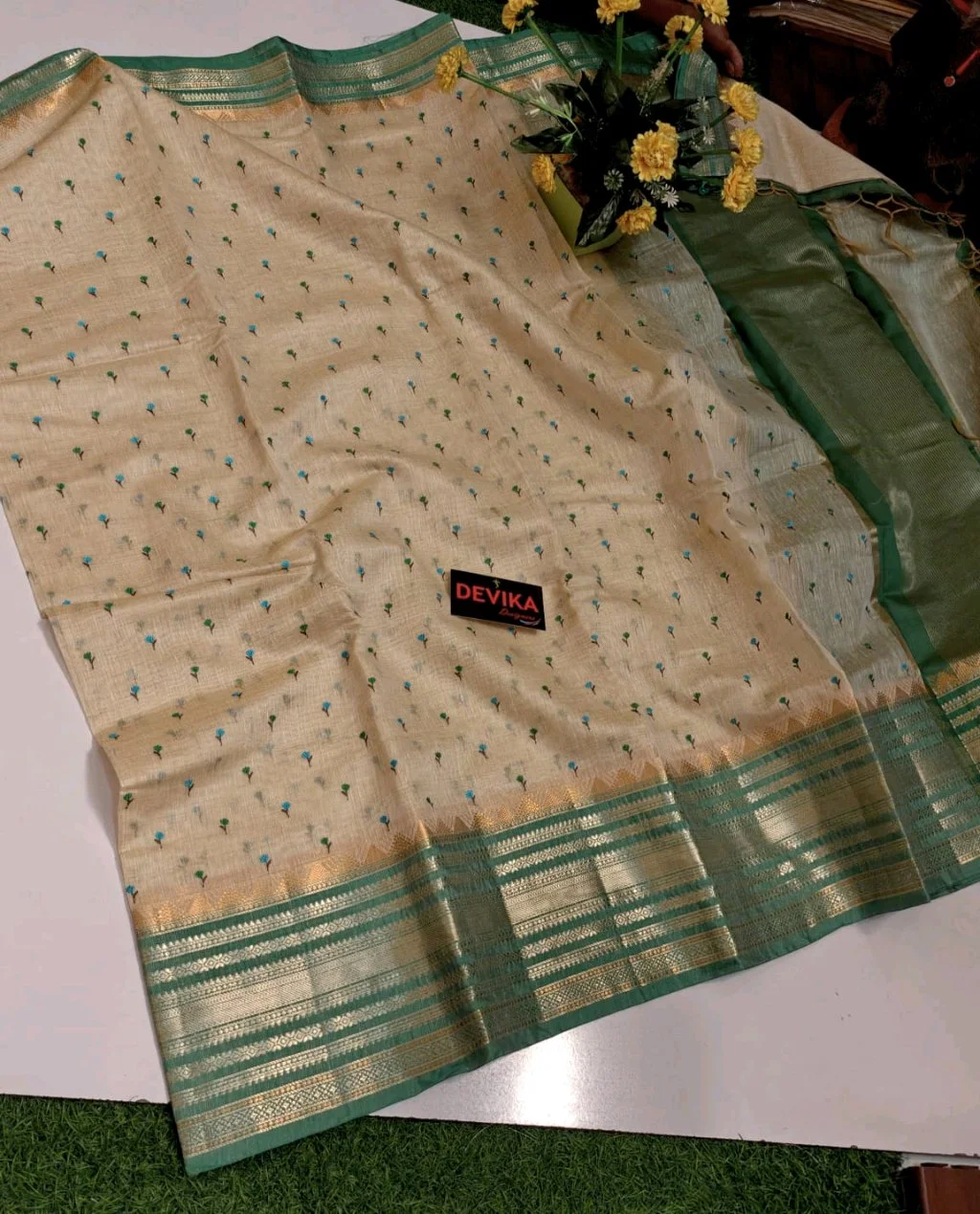 Beige Silk Blend Saree with Pink Zari Border and Floral Motifs thumbnail 7