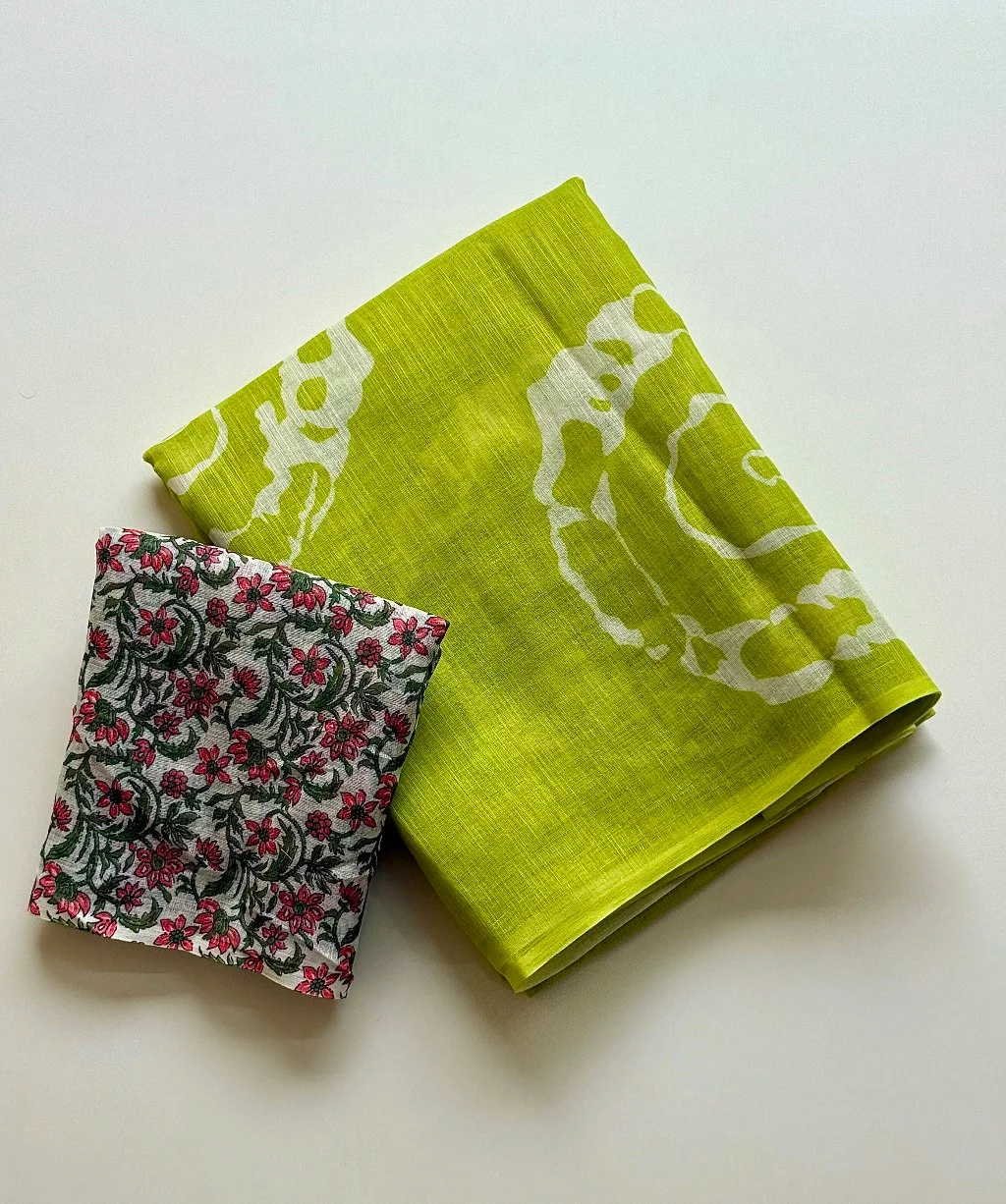 Soft Cotton Lenin Abstract Floral Print Fabric thumbnail 9