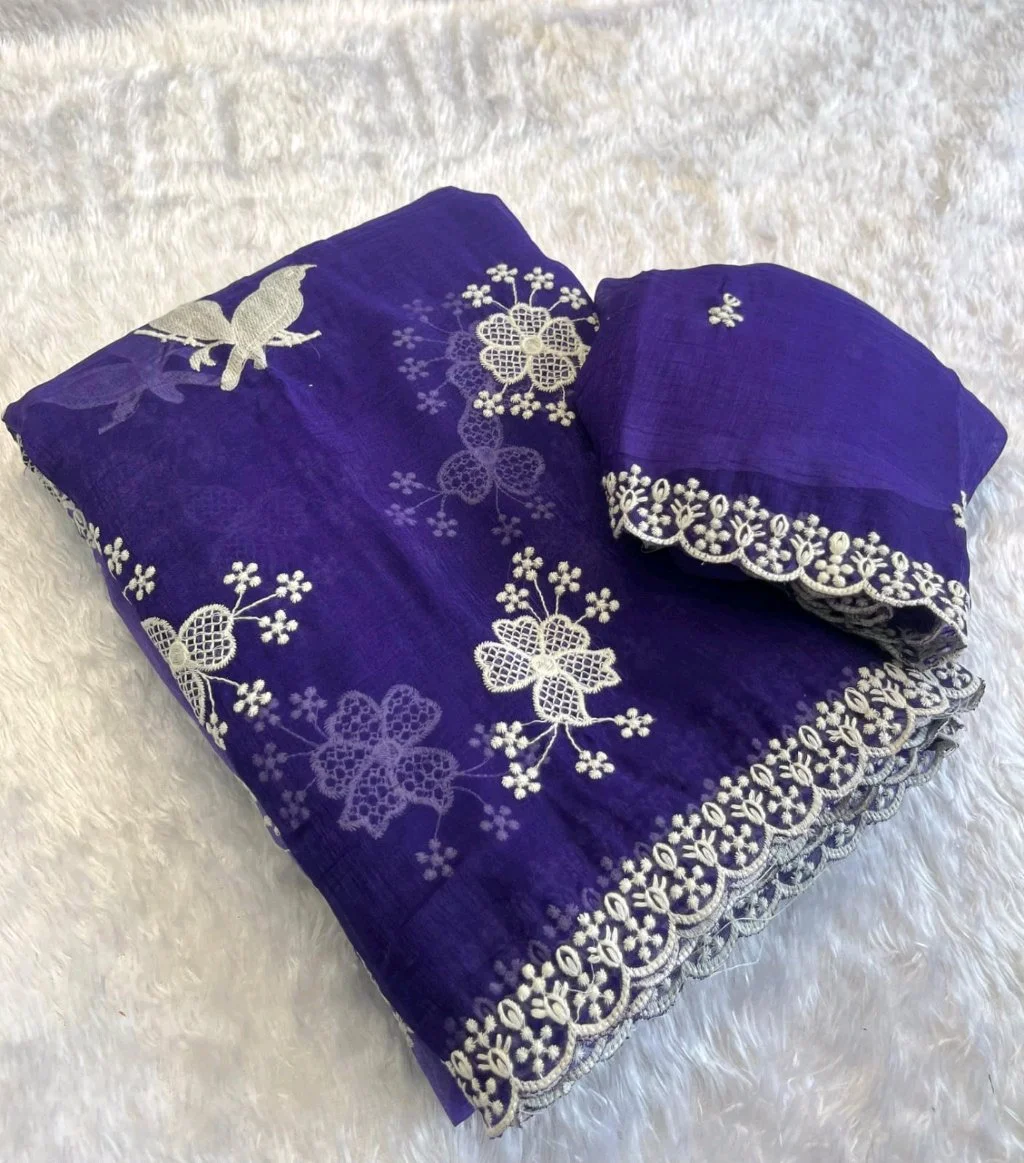 Purple Embroidered Georgette Saree with Scalloped Border 3