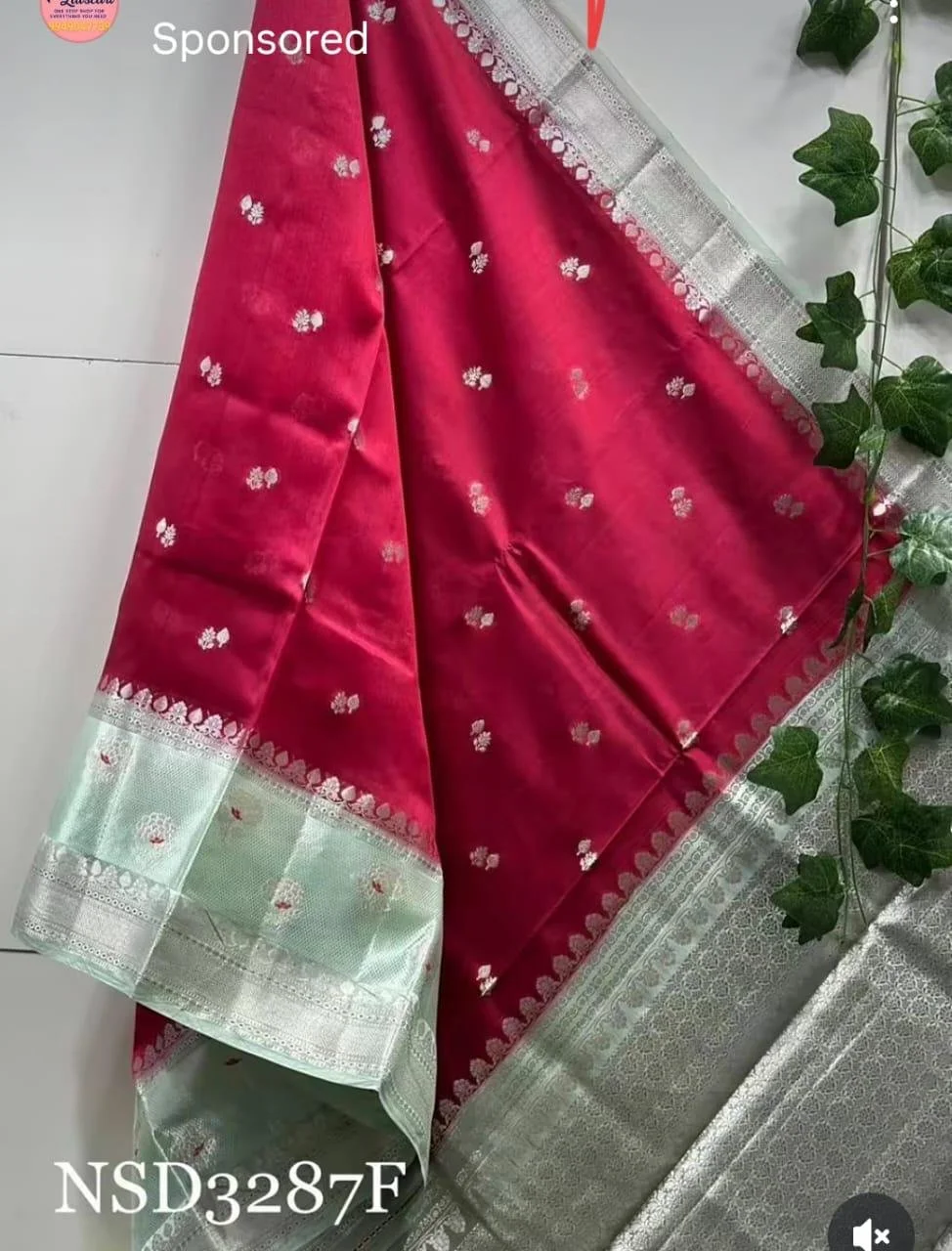 New ArrivalBanarasi handloom row mango silk SareeFabric row mango silk Meena Pattu border soft satan based premium quality Full body beautiful double zari buti meena weaving Gorgeous pallu design with brocade Blouse pice Premium quality superb sareeOffer price 1250/- FreeshipReady stock Book fast Hurry up thumbnail 3