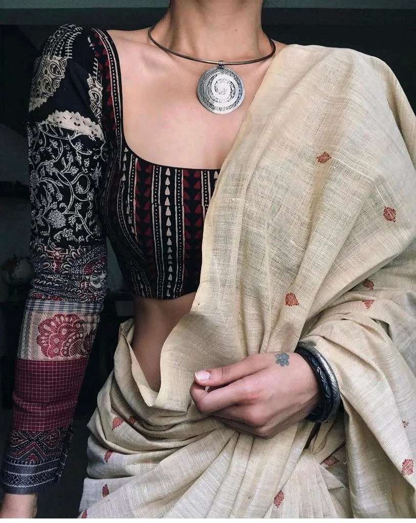 Chanderi Cotton Saree Beige Handloom Cotton Saree with Printed Full Sleeve Blouse