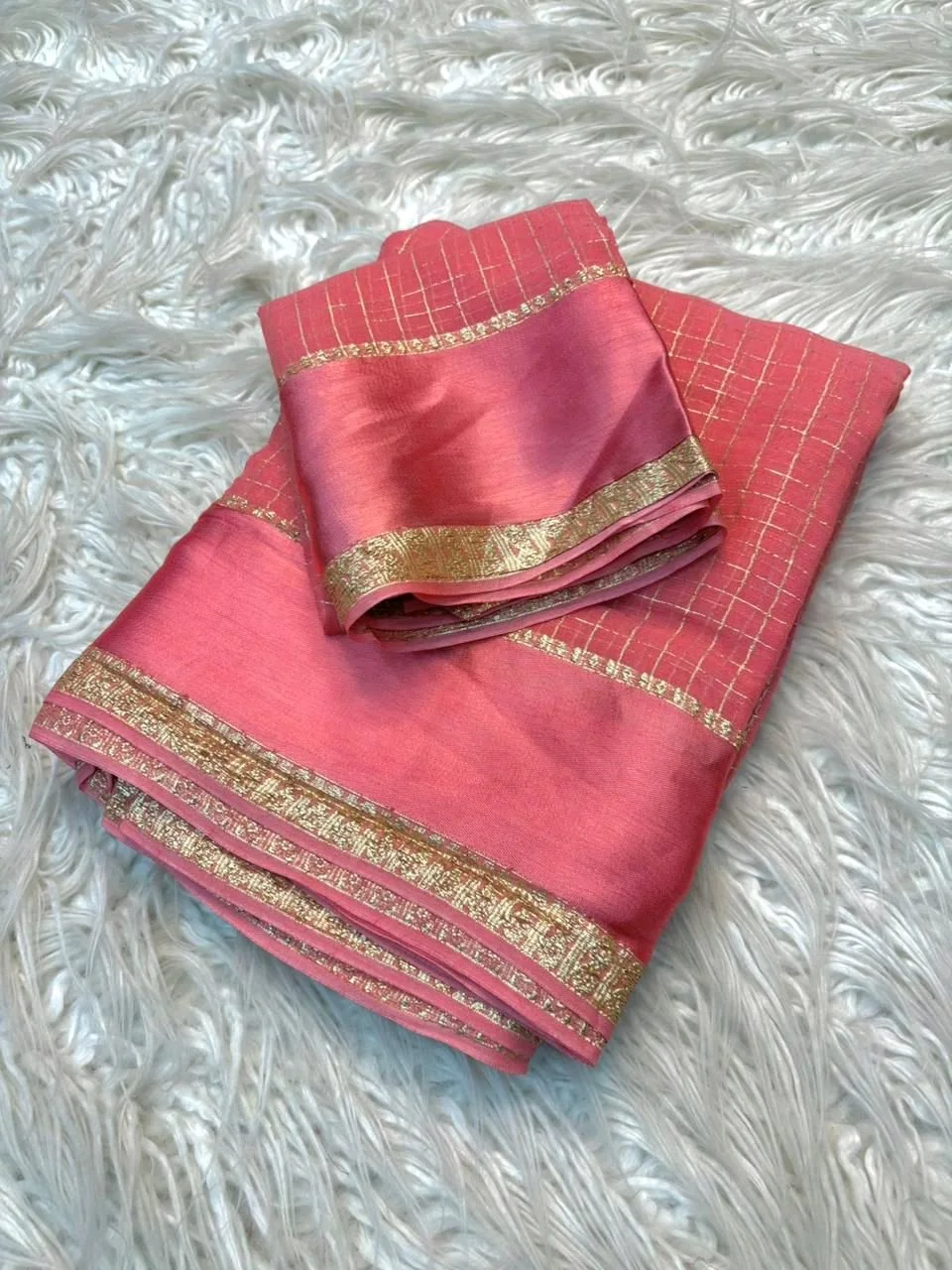 Viscose Georgette Saree with Gold Zari Checks 6