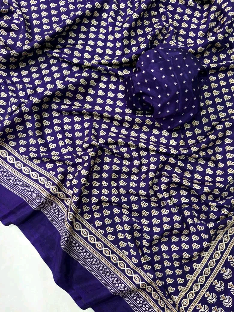 Pure Crepe Gajji Sarees thumbnail 7