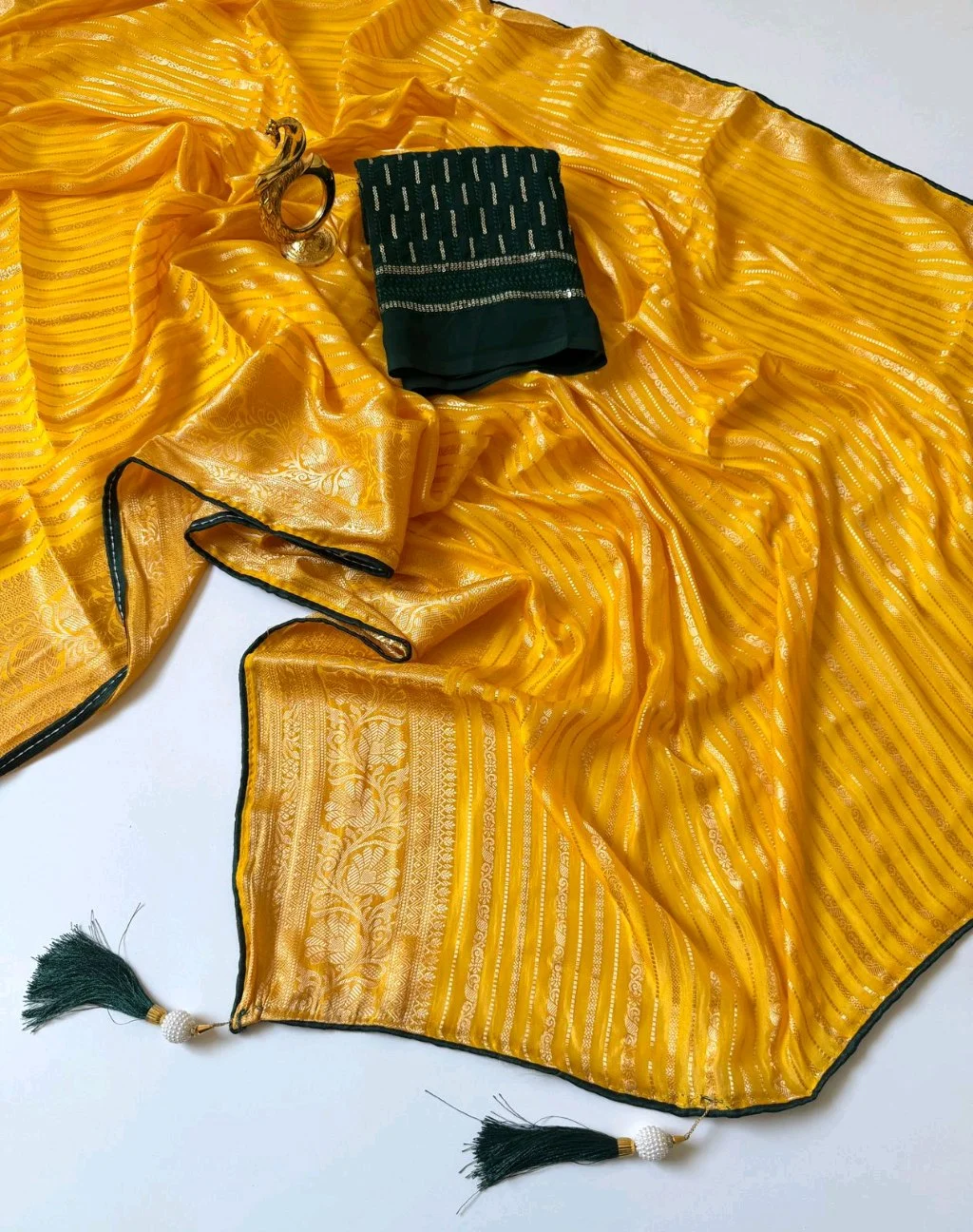 Yellow Zari Woven Saree with Maroon Sequin Blouse Piece thumbnail 4
