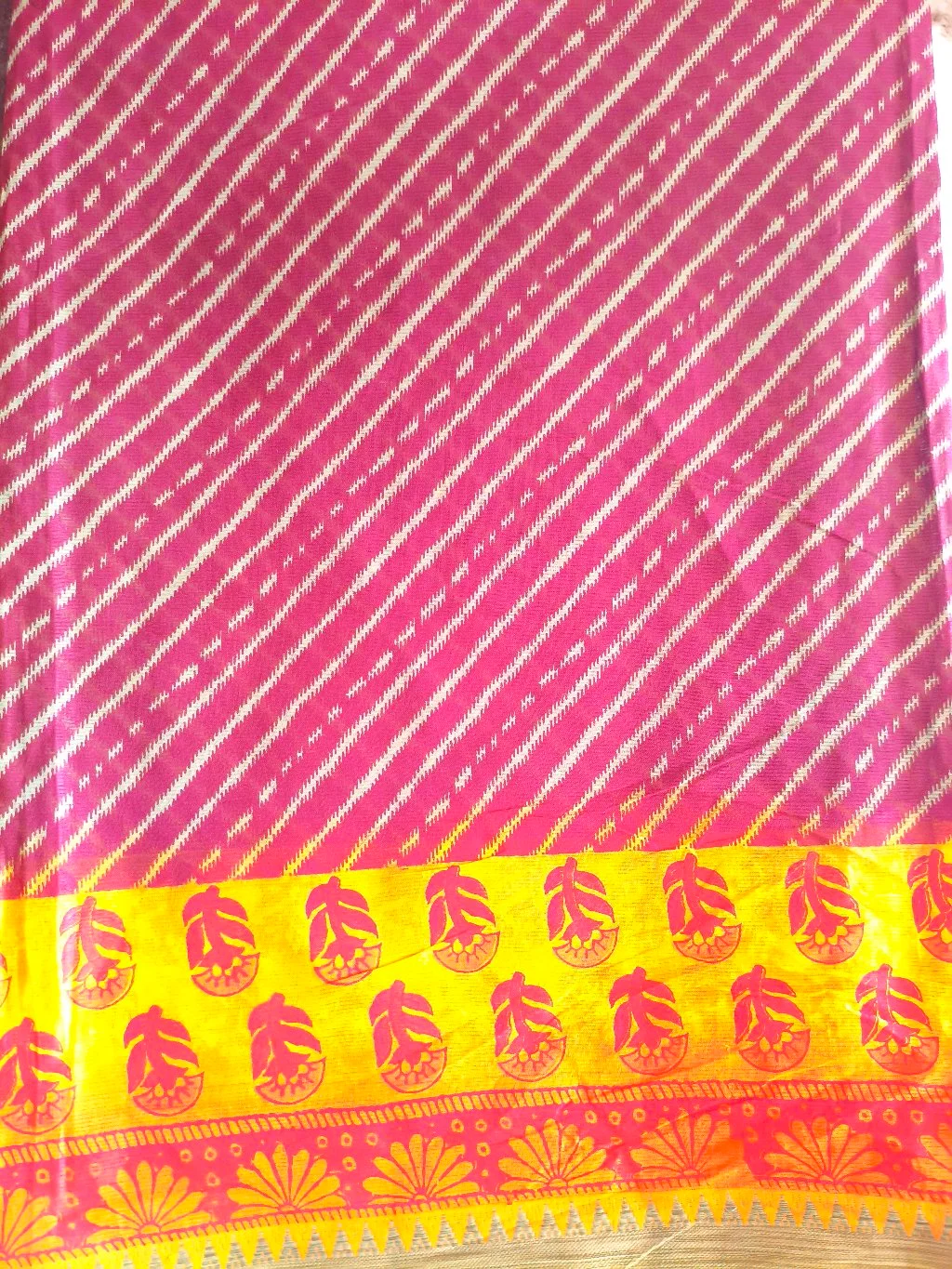 Maroon Leheriya Cotton Saree with Yellow Paisley Border