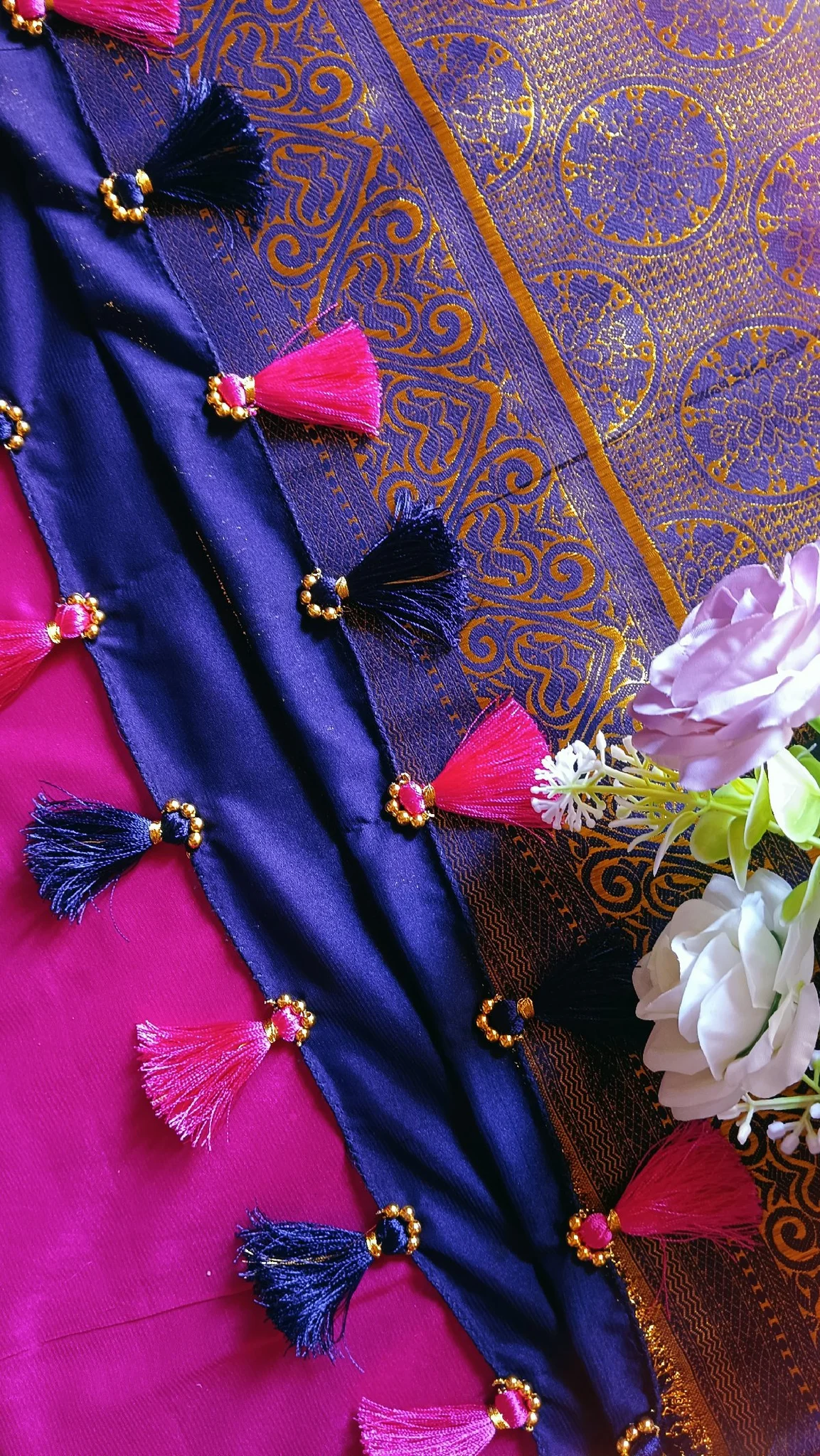 Beautiful Saree Tassels and Beads Attaching thumbnail 3