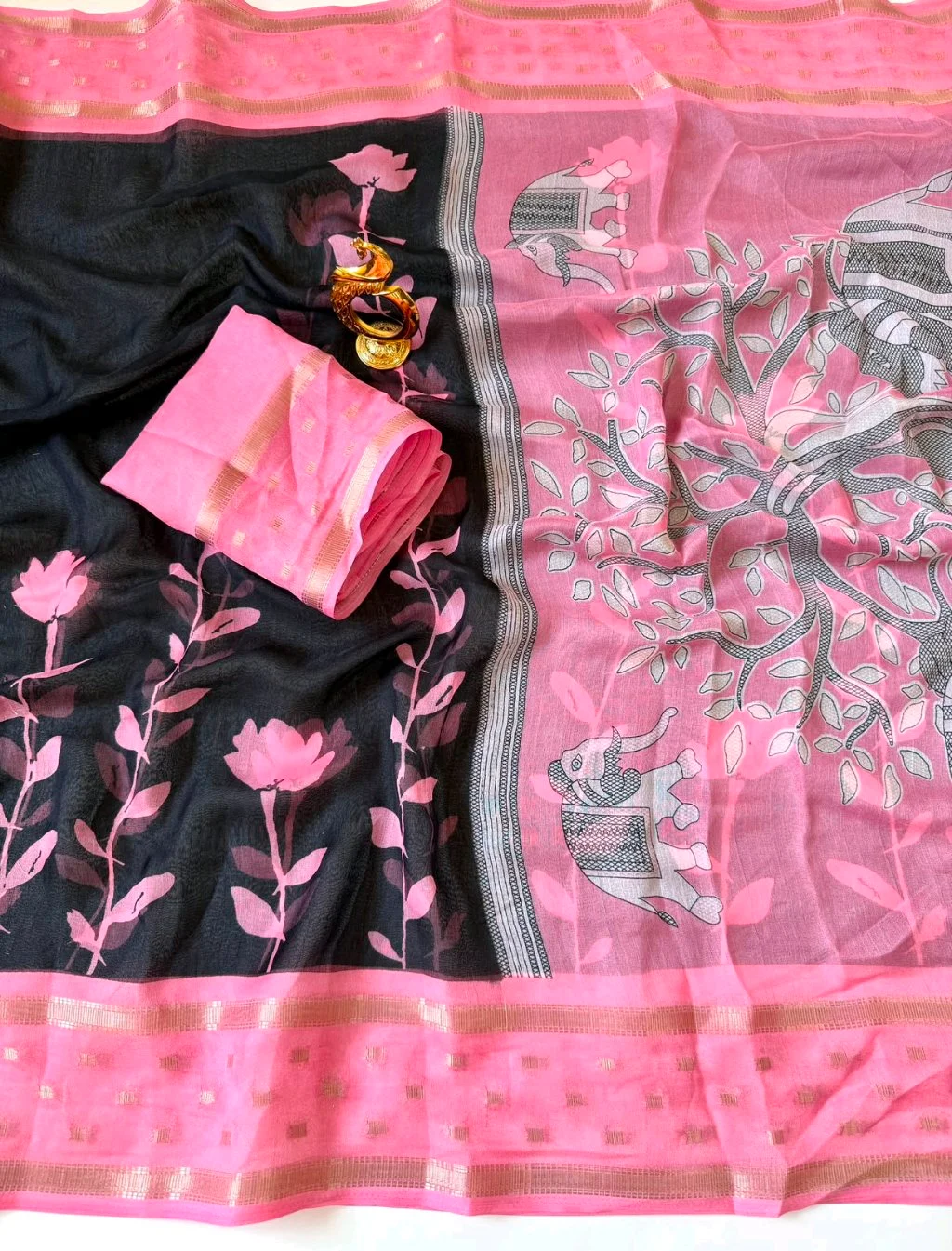 Floral Organza Saree with Zari Border 9
