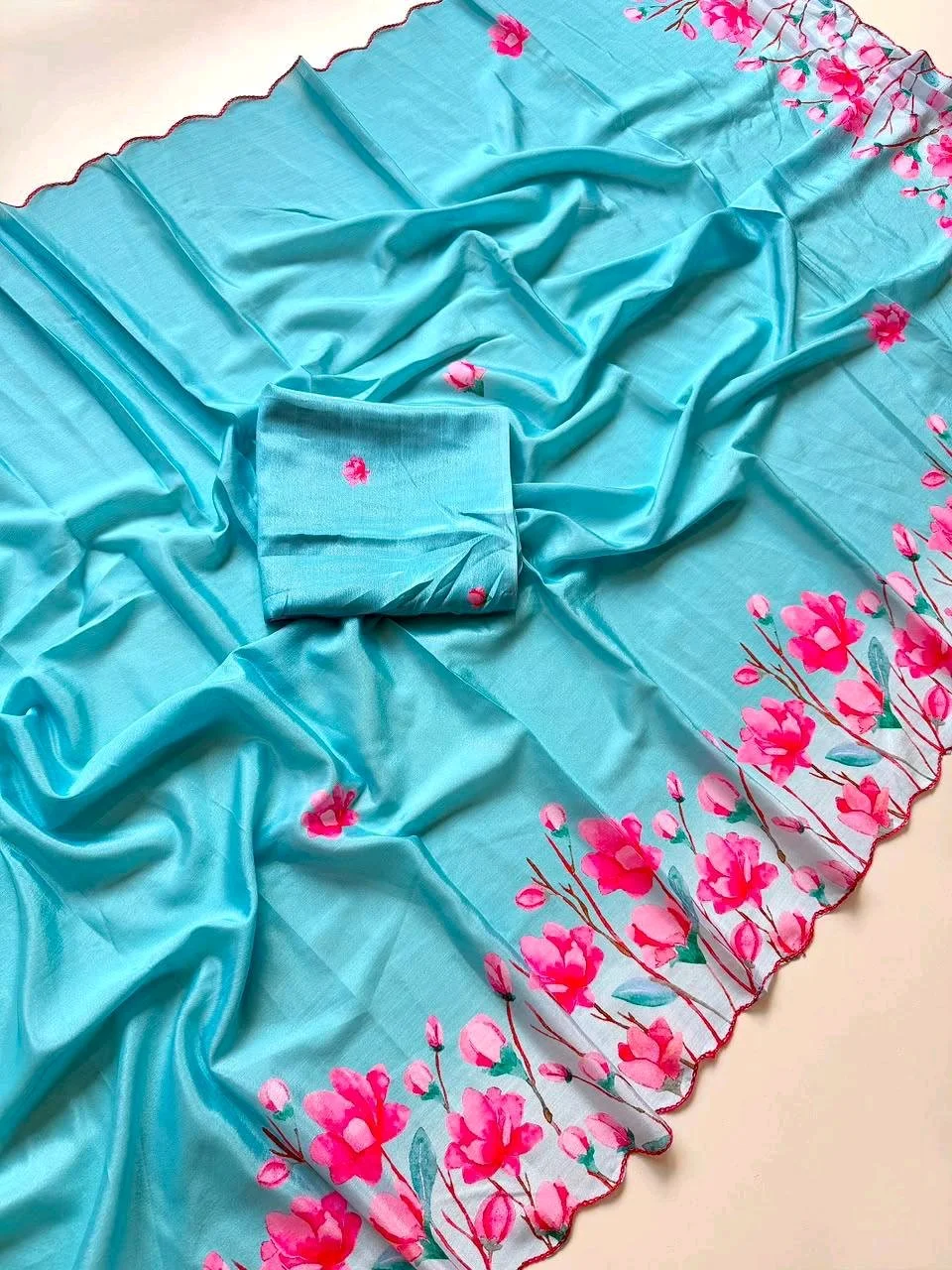 Soft Shinon Fabric Saree 3