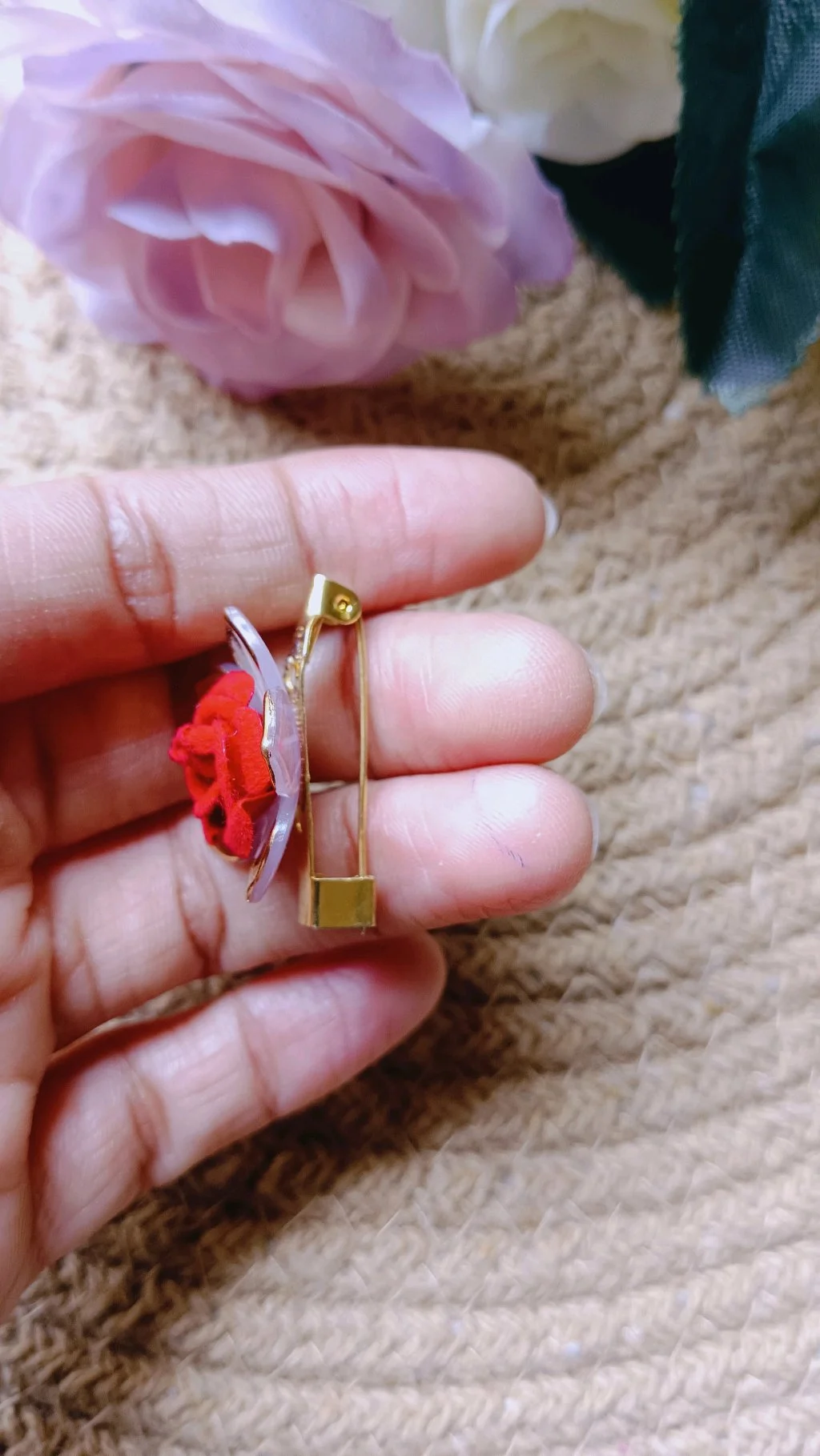 Red Velvet Rose Saree Brooch Pin thumbnail 2