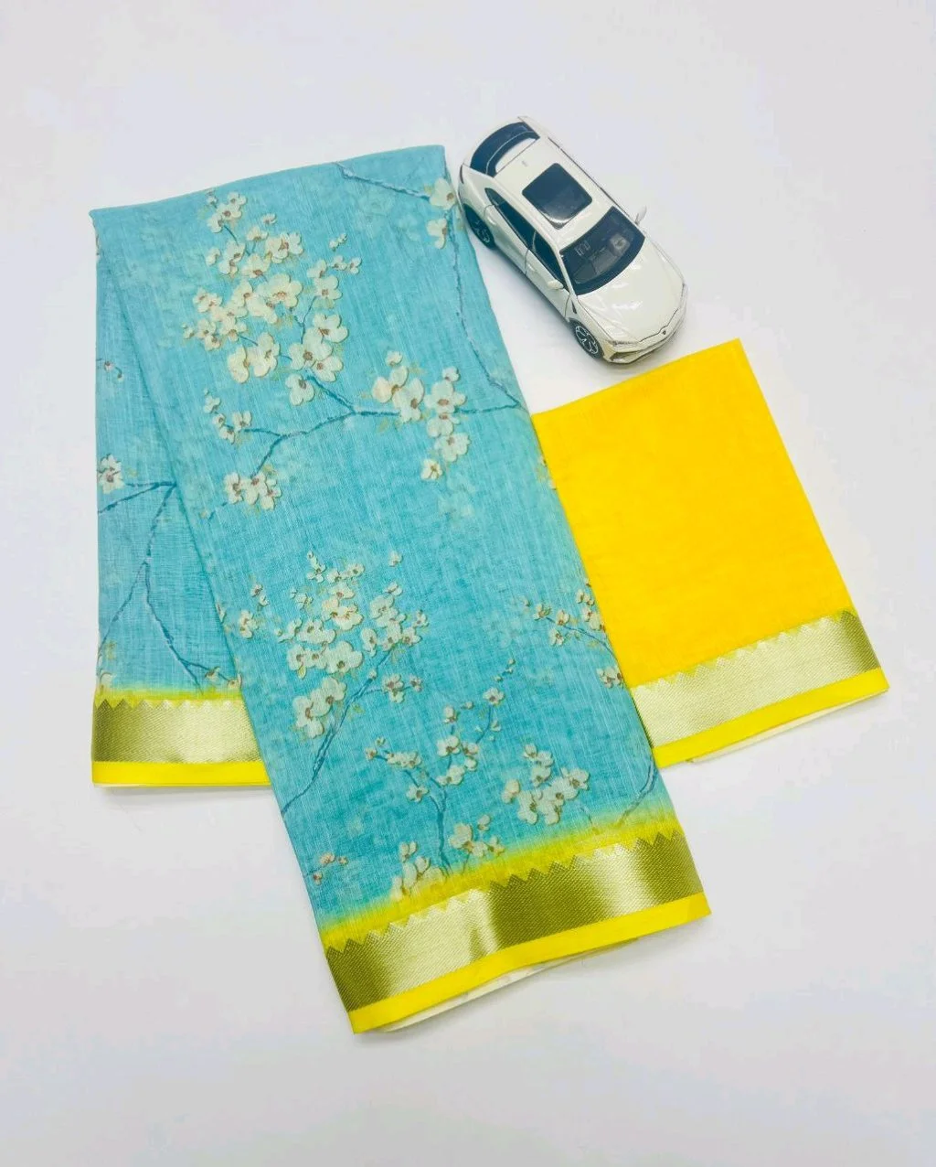 Soft Floral Linen Saree with Teal Blouse Piece thumbnail 4