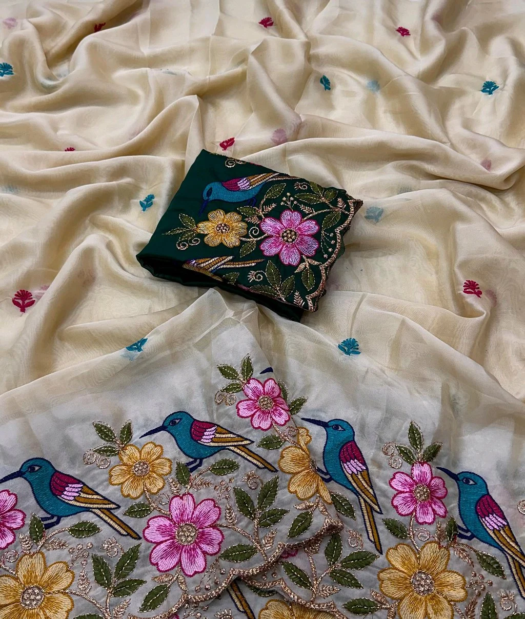 Cream Embroidered Saree with Bird and Floral Scalloped Border 8