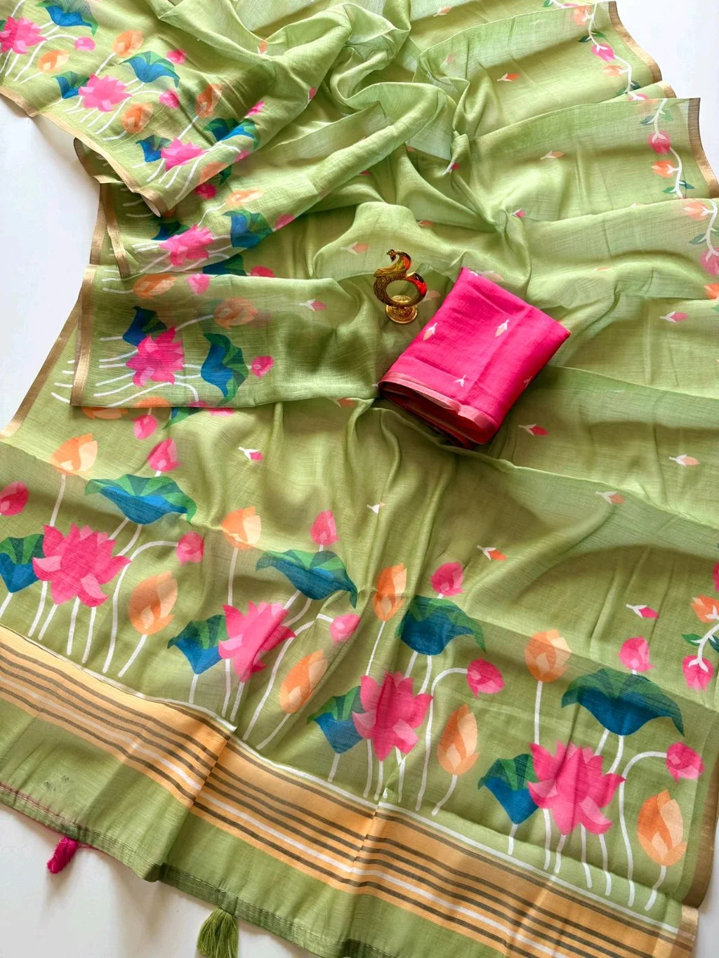 Green Floral Lenin Cotton Saree with Pink Blouse Piece thumbnail 3