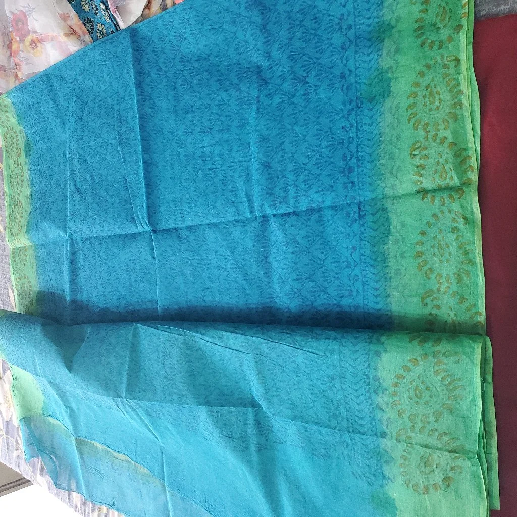 Dual Tone Blue Green KhadiPrint 100 Count Pure కాటన్ Saree thumbnail 1