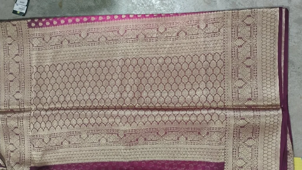 Pink Silk Saree with Gold Zari Weave 3