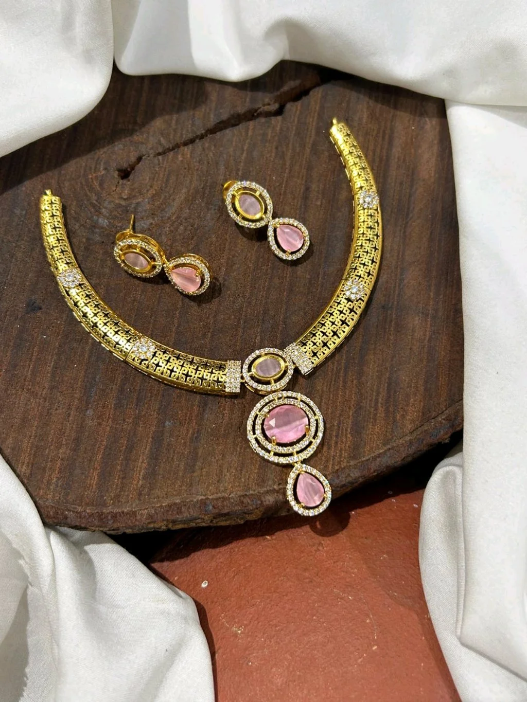 Rs 580/- necklace thumbnail 2