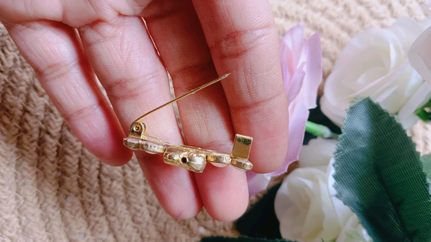 Gold Tone Elephant Saree Brooch Pin with Pink Stones thumbnail 4
