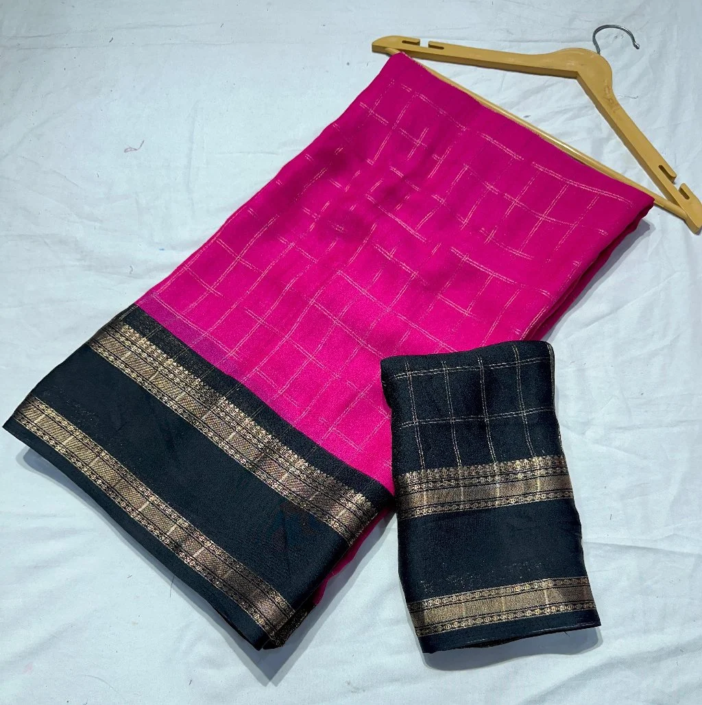 Marshelmellow Checked Saree with Gap Border 3