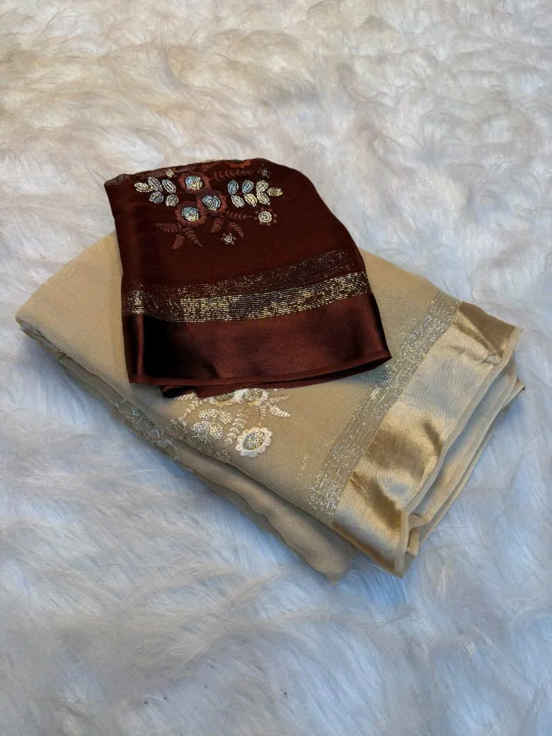 Light Beige Viscose Georgette Saree with Silver Floral Embroidery 3