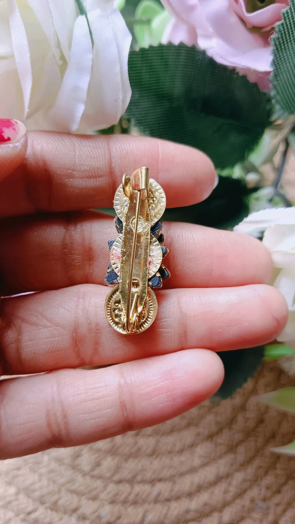 Gold Tone Floral Saree Brooch Pin with Blue and Red Stones 4