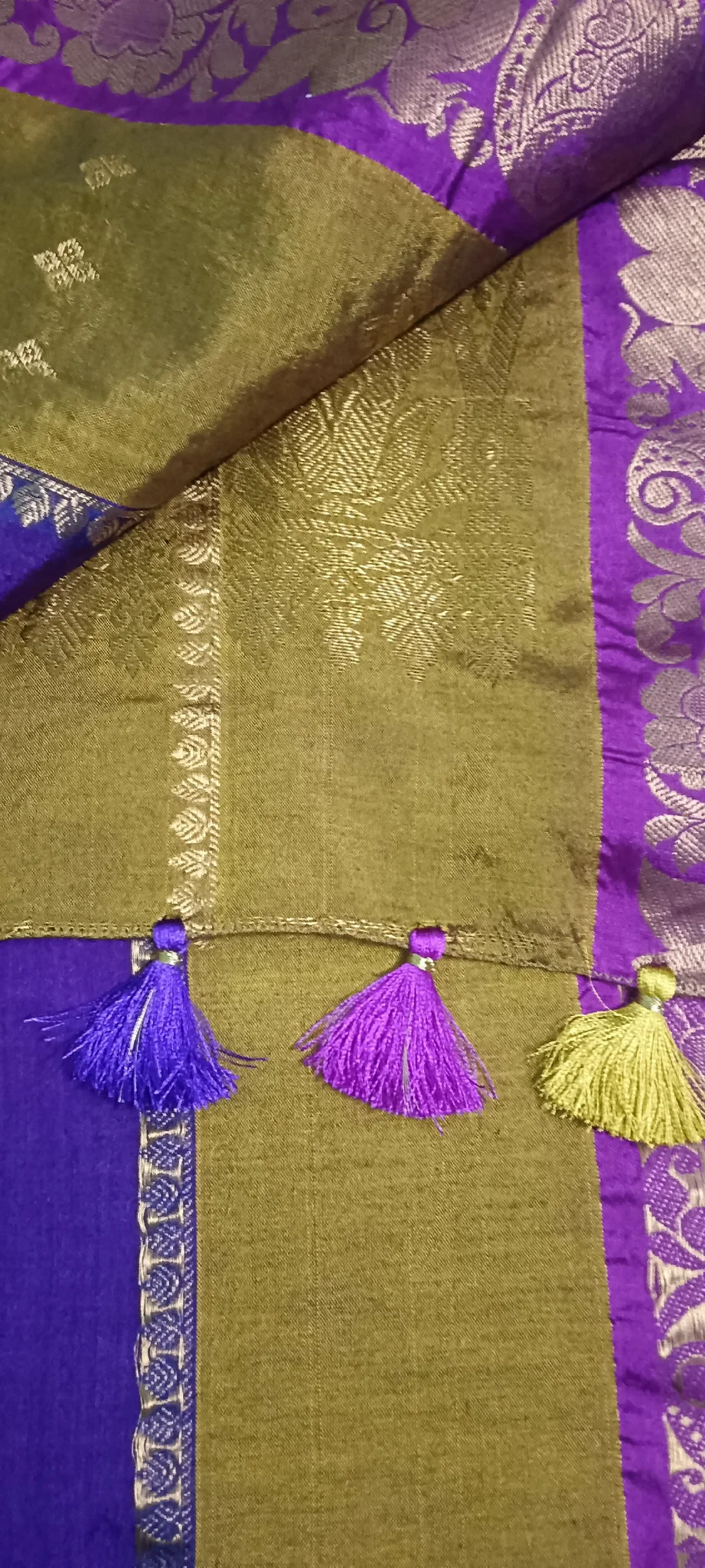 Silk Thread Saree Tassels Service thumbnail 2