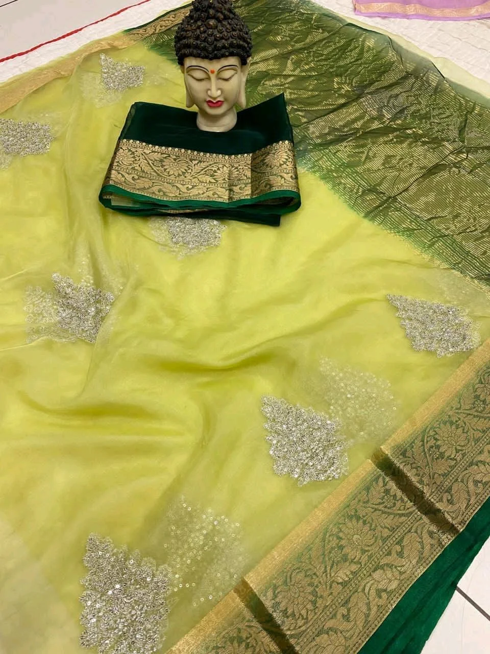 Kanchipuram Organza Jacquard Sarees thumbnail 3