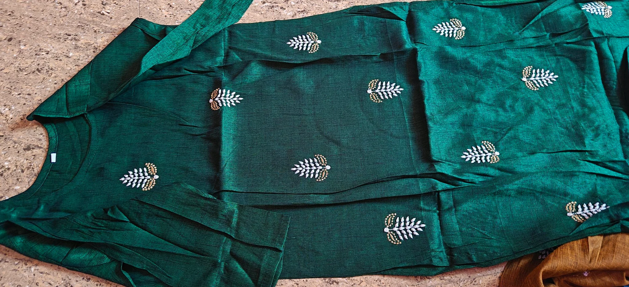 Mustard Embroidered Leaf Motif Slub Cotton Kurta thumbnail 6