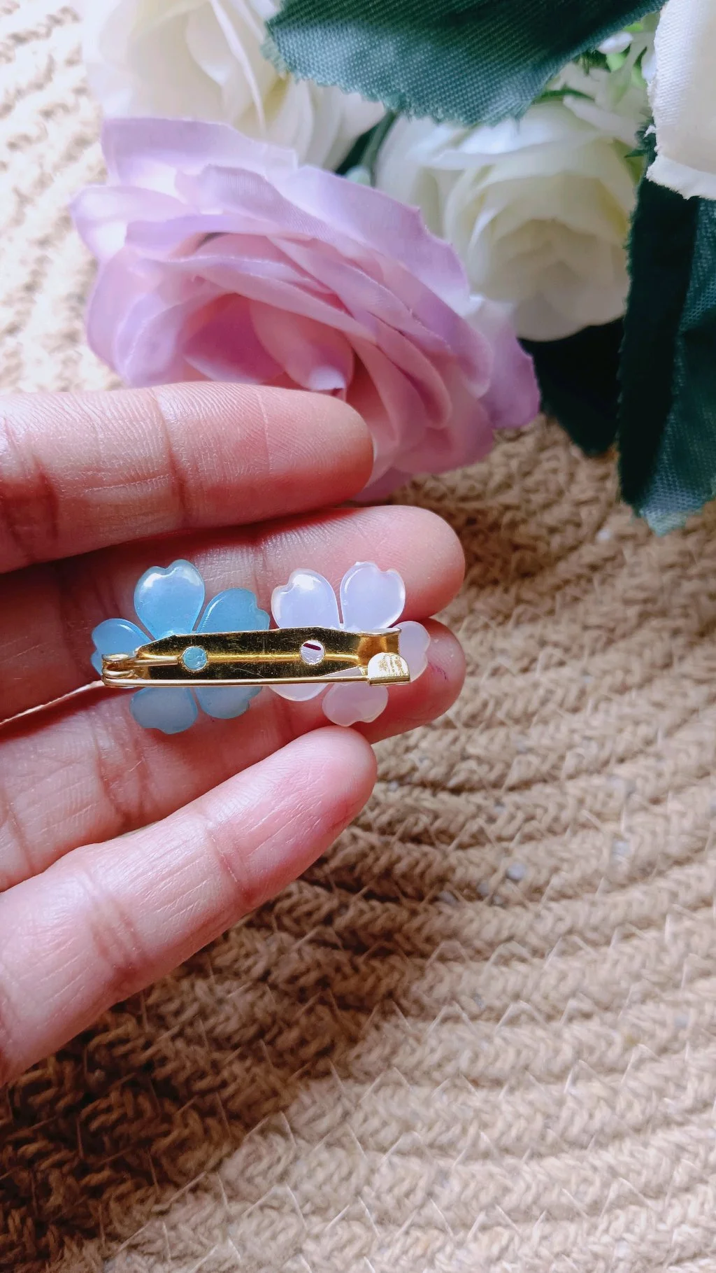 Elegant Dual Floral Pearl Saree Pin / Brooch 2