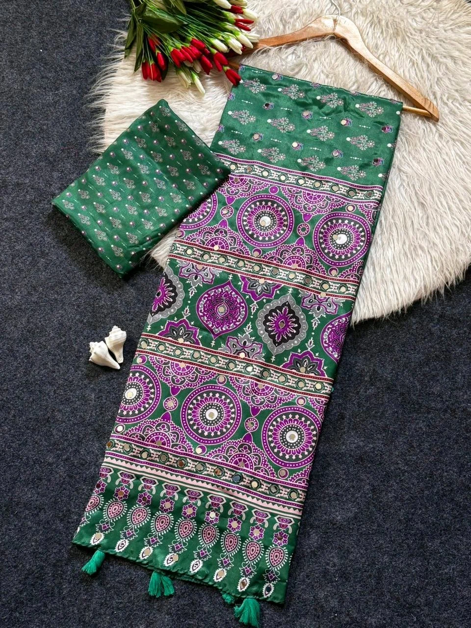 Ajarakh Saree thumbnail 5