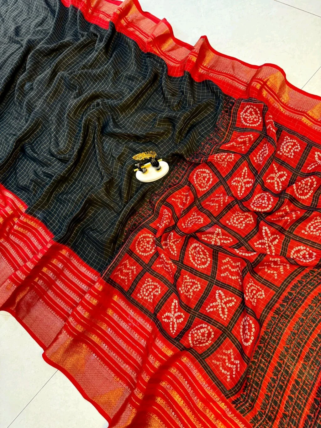 Mysore Silk Saree with Zari Border 6