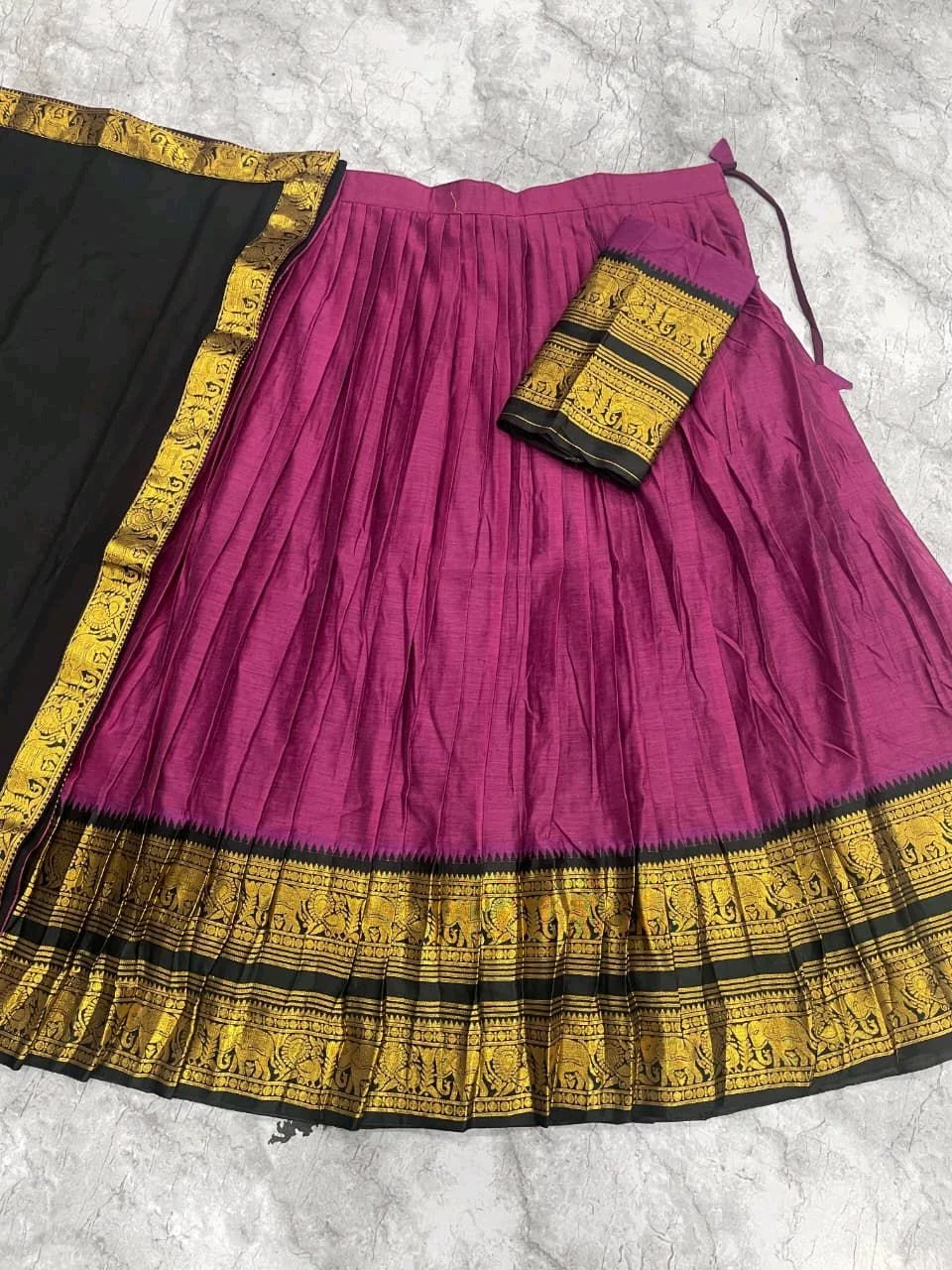 Lehenga Choli Dupatta Set with Elephant Zari 10