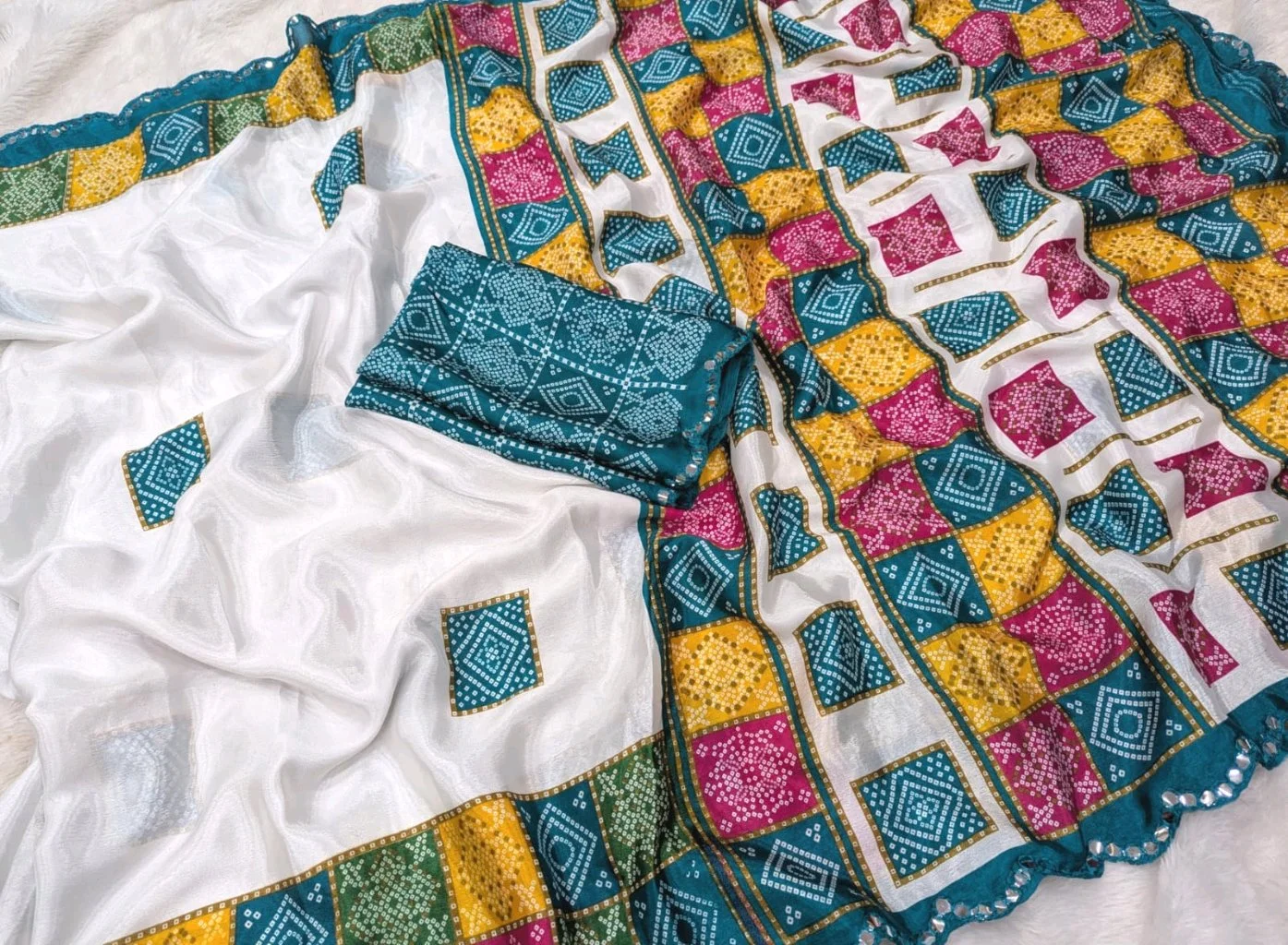 Turkey Silk Saree With Bandhani Print Material with Mirror Work thumbnail 6