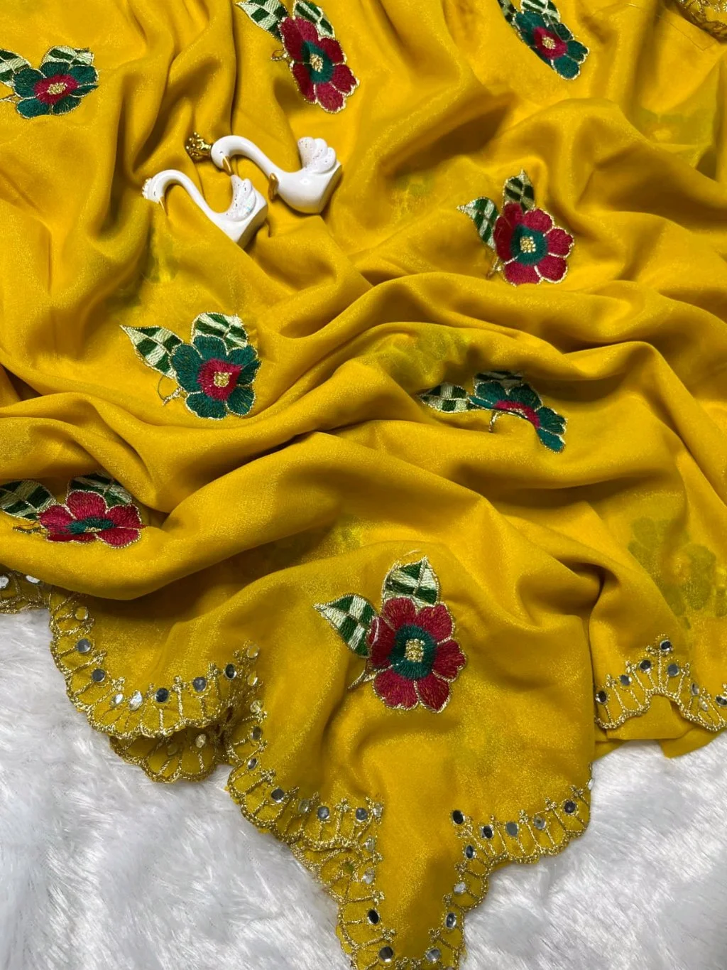 Soft Rangoli Saree 4