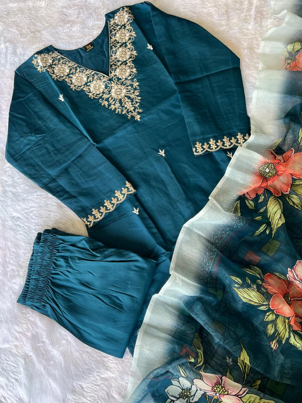 Peacock Blue Embroidered Kurti Set with Floral Dupatta 3