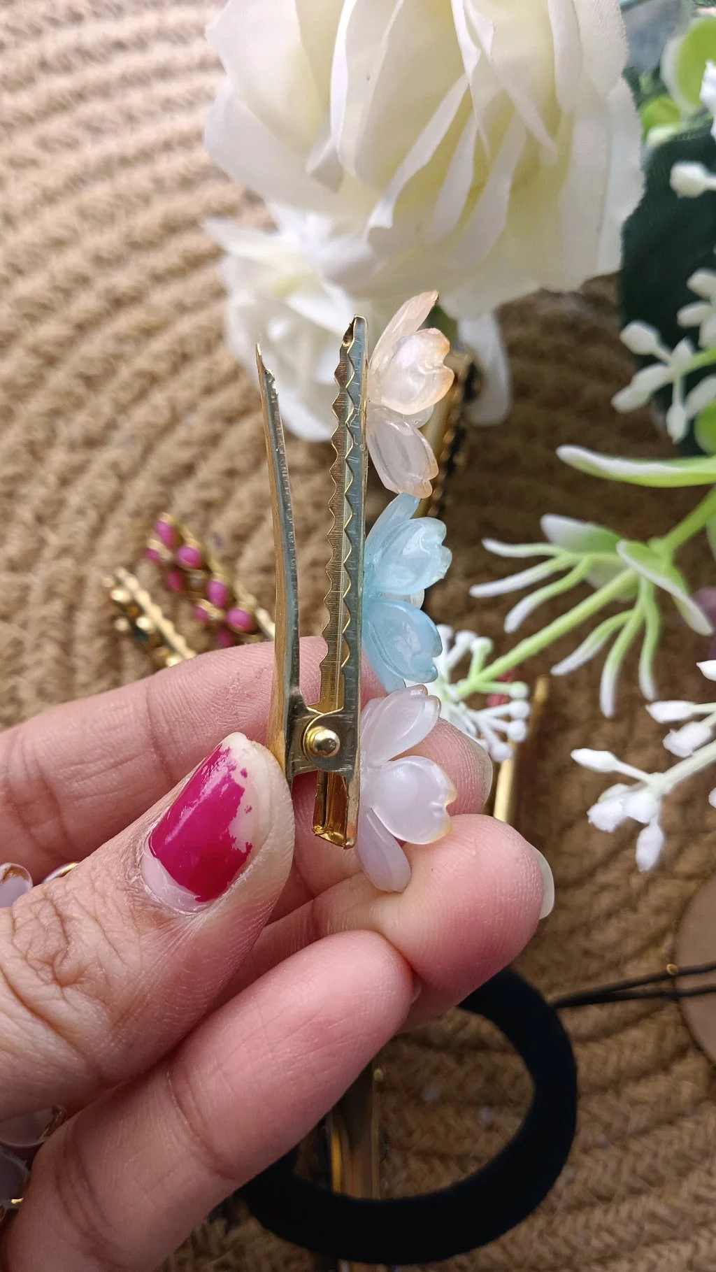 Translucent Floral Pearl Drop Aligrator Small Clips 4