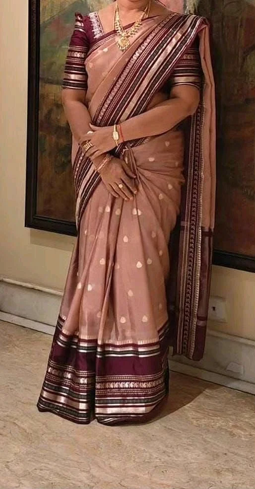 Banarasi Warm Silk Saree thumbnail 9