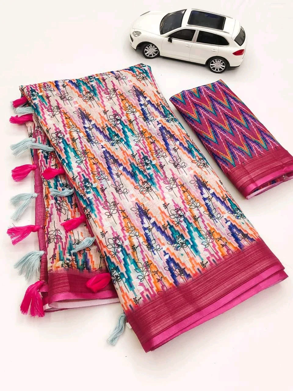 Lenin Leaf Print Saree with Tassels thumbnail 8
