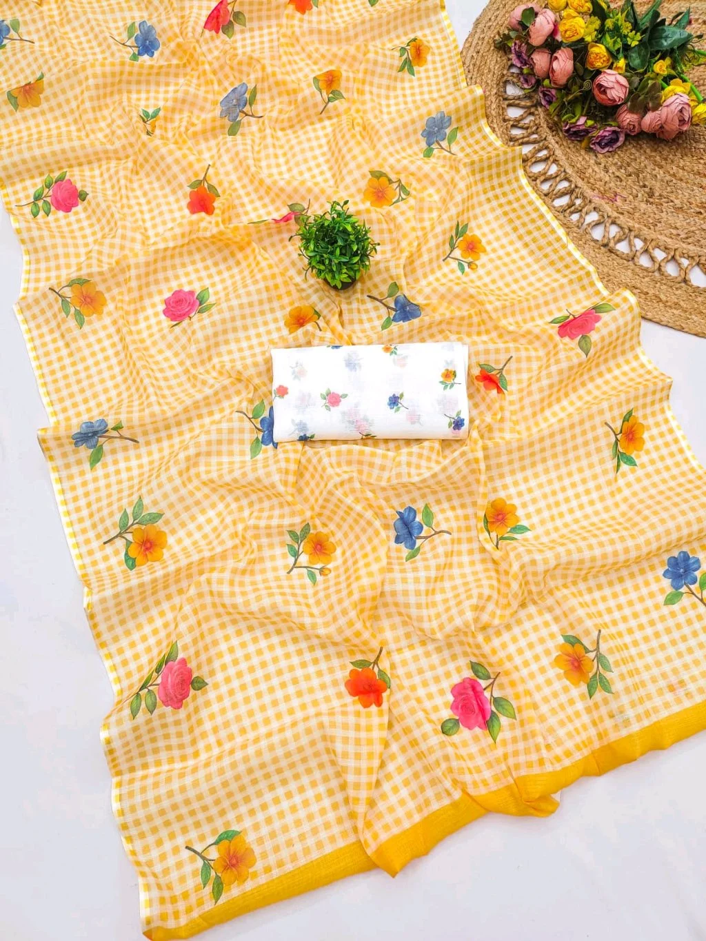 Soft Linen Cotton Checks Sarees 2