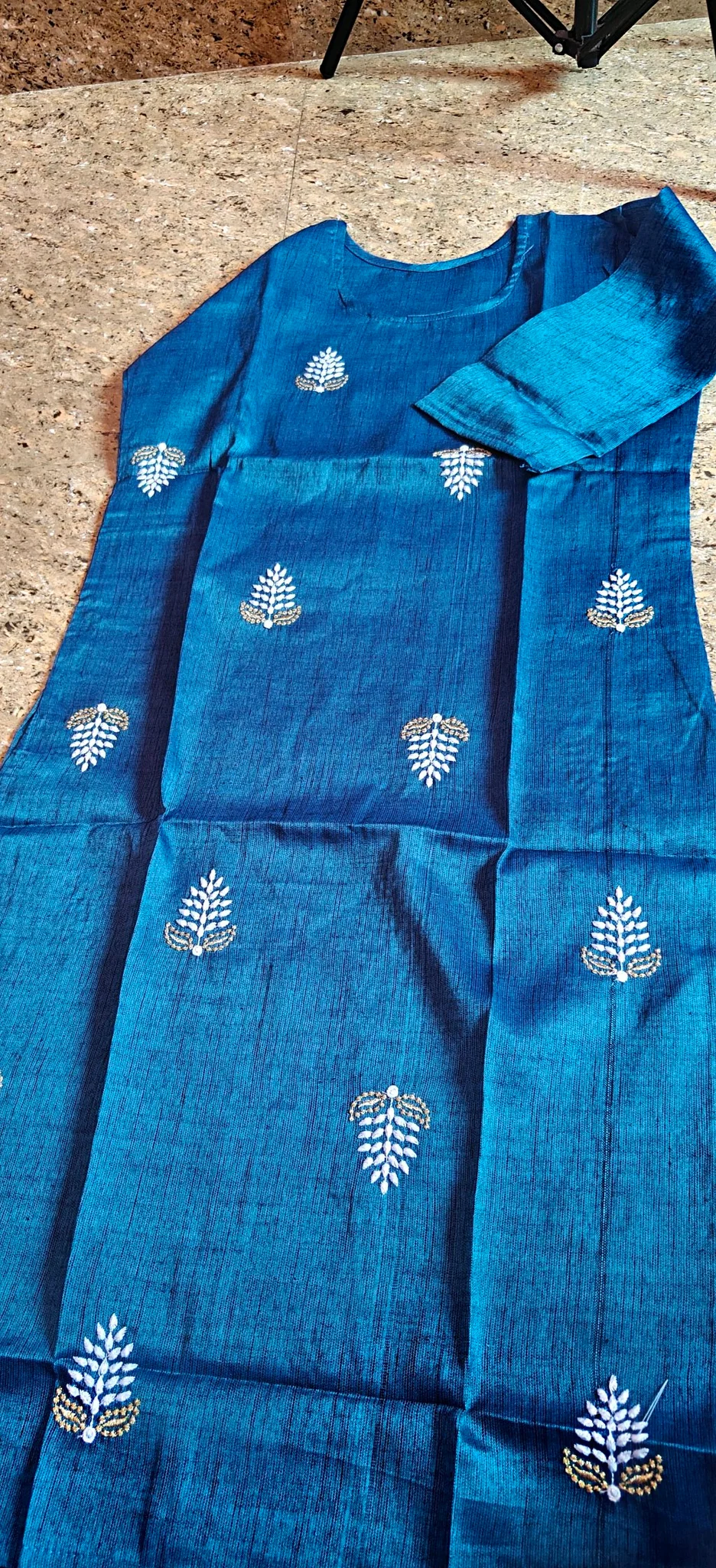 Mustard Embroidered Leaf Motif Slub Cotton Kurta thumbnail 12