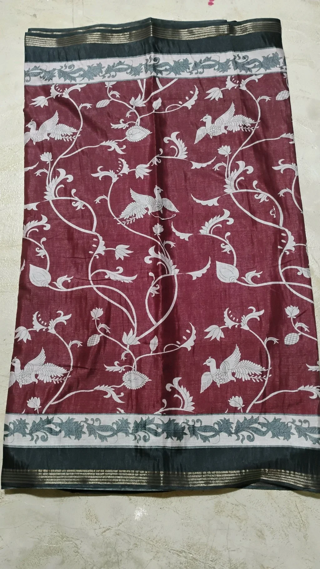 Maheshwari Silk Maroon Floral Print Saree with Grey Border thumbnail 2