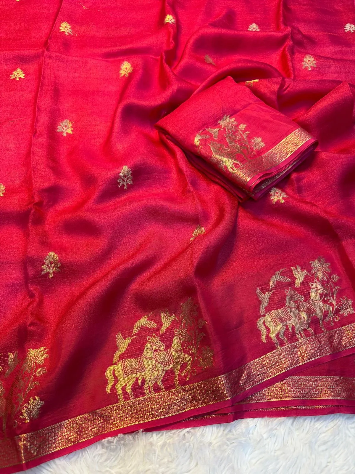 Pure VISCOSE Kadhi silk Horse 3