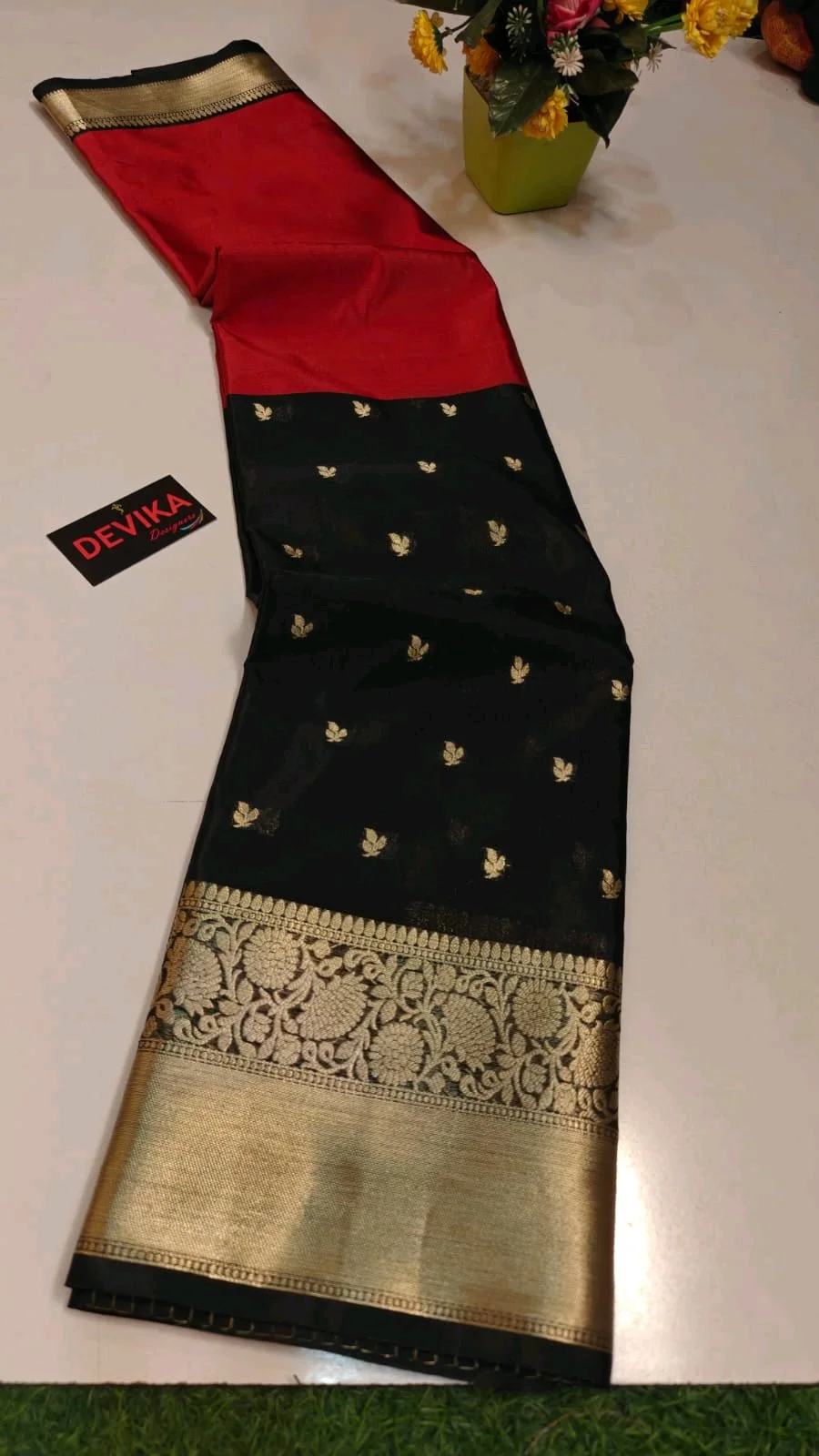 Black Cora Silk Saree with Gold Zari Border thumbnail 4