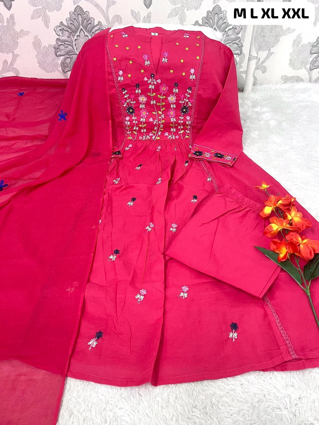 Embroidered Cotton Kurta Set thumbnail 3