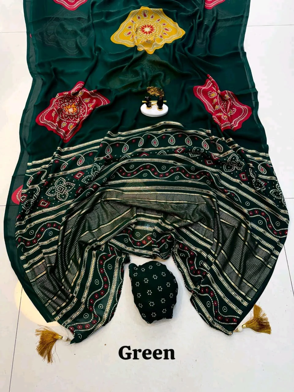 Black Bandhani Print Saree with Colorful Motifs thumbnail 9