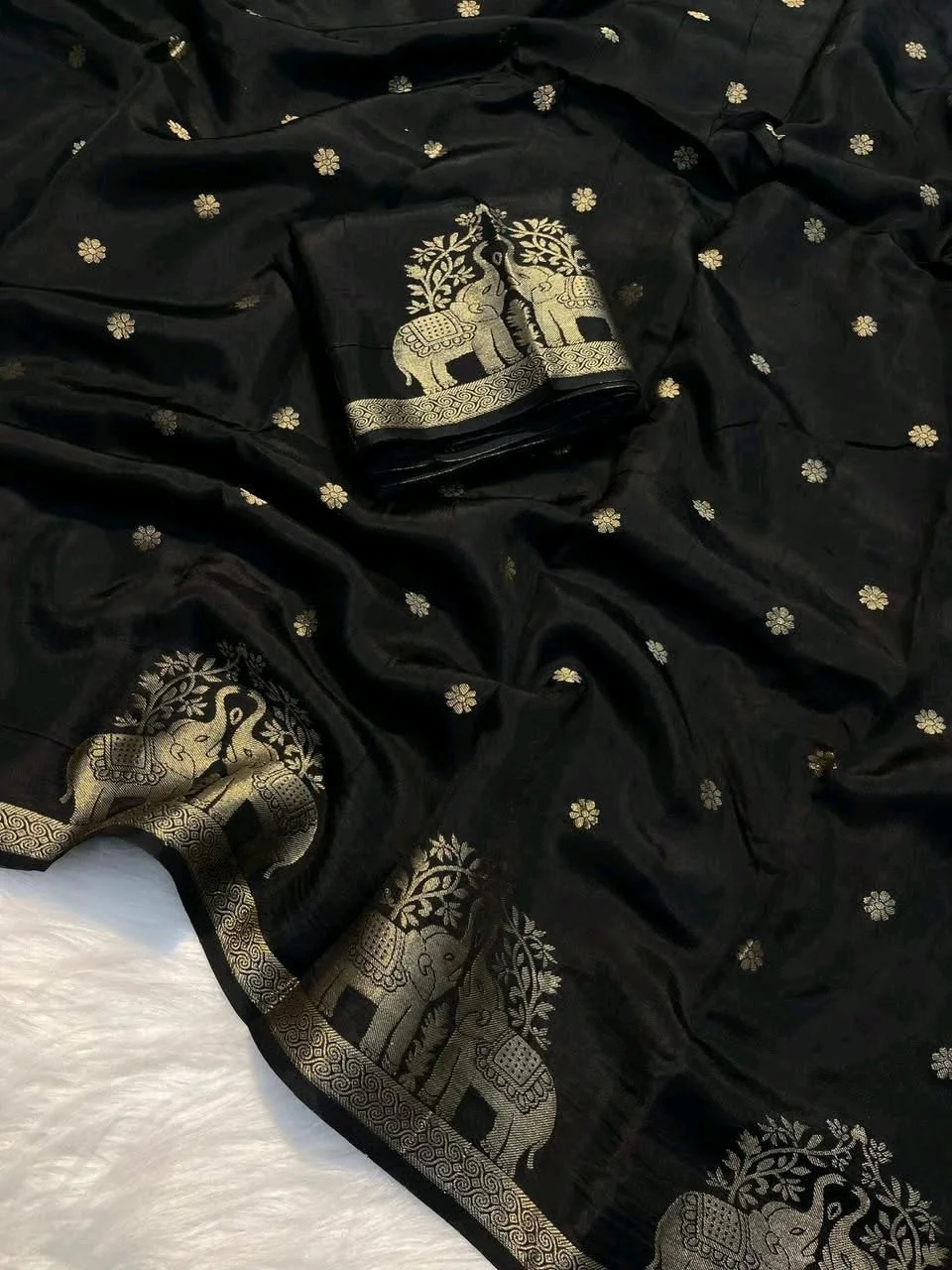 Viscose Mysore Crepe Saree 3