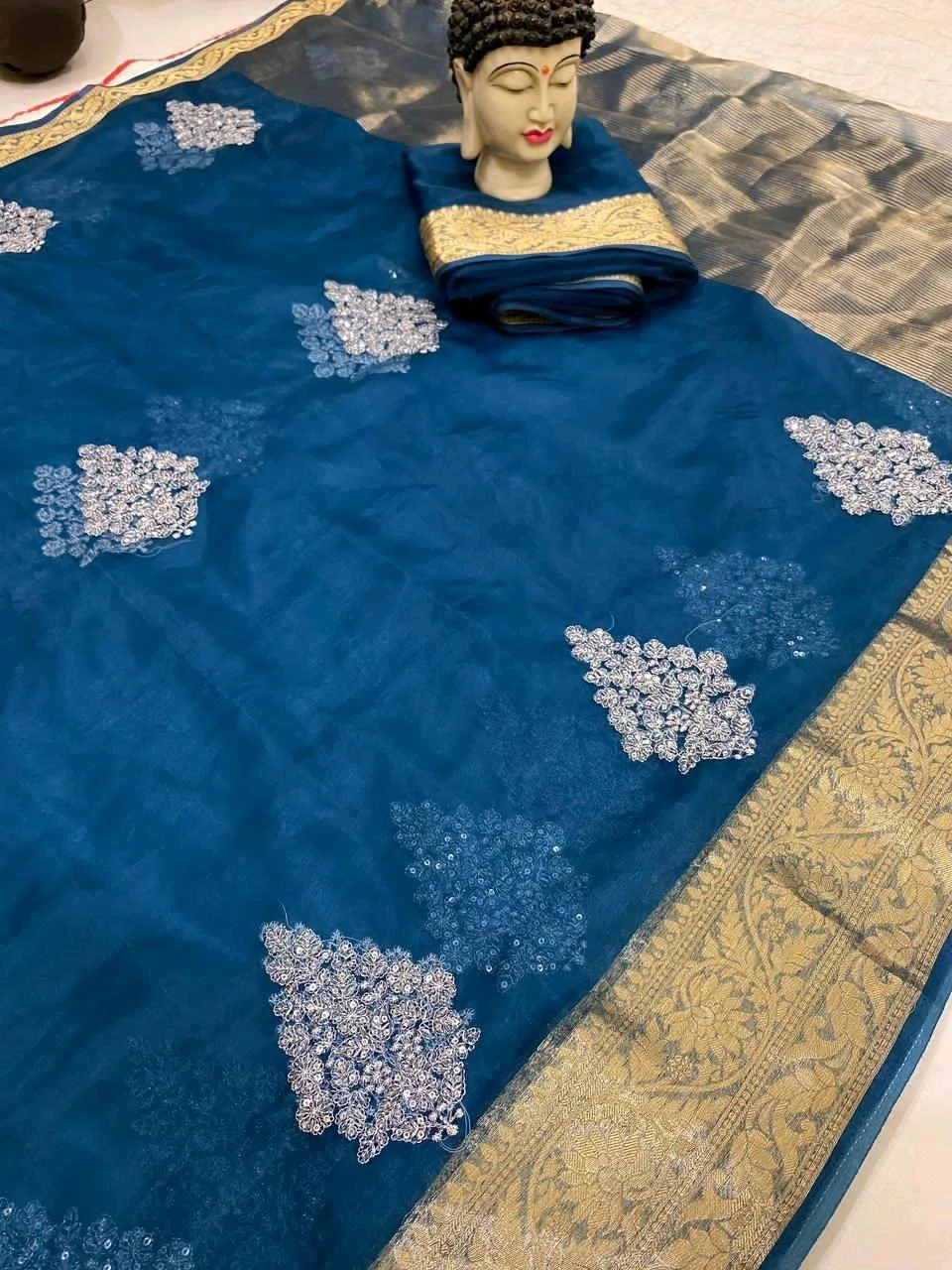 Kanchipuram Organza Jacquard Sarees thumbnail 4